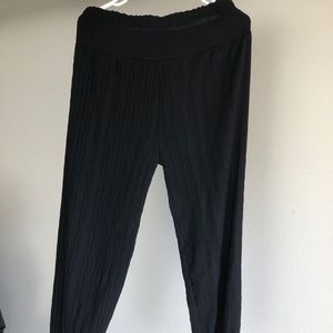 Wide leg pant better for pregnant women